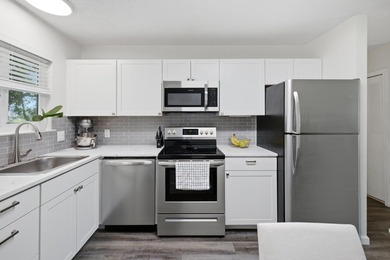 Rental opportunity across from the college. Owner has continued - photo 8