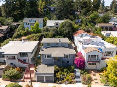 Stunning Rockridge Craftsman | Timeless Charm Beautifully - photo 46