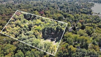 Crescent Lake Acreage For Sale in Waterford Michigan