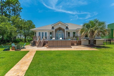 This pristine coastal retreat in Driftwood Estates is placed on - photo 2