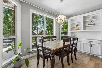 Welcome to this beautifully appointed 5-bedroom, 4-bath - photo 11