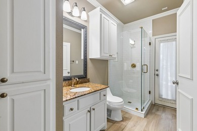 Welcome to this beautifully appointed 5-bedroom, 4-bath - photo 17