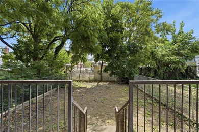 Spacious full-brick 3-family property in the heart of Flushing - photo 23
