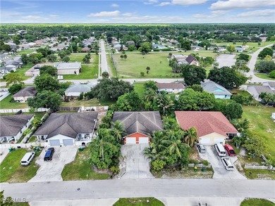 Welcome to 4639 19th Place - a rarely available duplex offering - photo 2