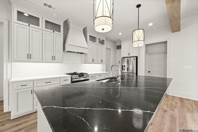 Experience exceptional design and craftsmanship in this modern - photo 9