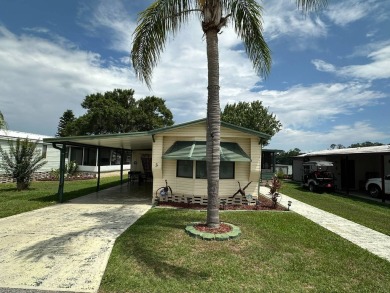 Lake Home For Sale in Mulberry, Florida