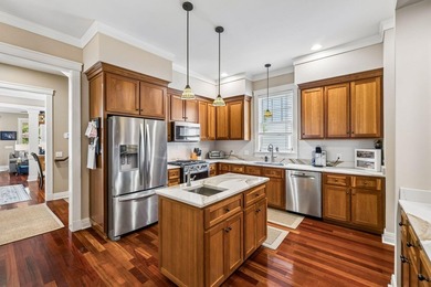 Welcome to an exceptional opportunity to own a beautifully - photo 2