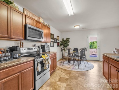 Welcome to 104 Bermuda Run, perfectly situated with the Deer - photo 12