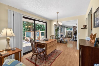 Enjoy comfortable living in this beautifully maintained - photo 12