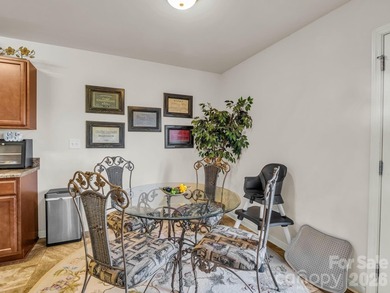 Welcome to 104 Bermuda Run, perfectly situated with the Deer - photo 15