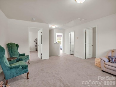 Welcome to 104 Bermuda Run, perfectly situated with the Deer - photo 23