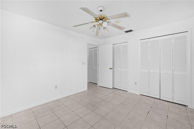 Welcome to your dream home in Bokeelia! Waterfront canal home - photo 24