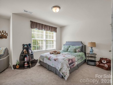 Welcome to 104 Bermuda Run, perfectly situated with the Deer - photo 26