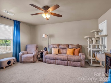 Welcome to 104 Bermuda Run, perfectly situated with the Deer - photo 34