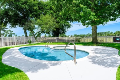 GOLF COURSE LIVING IN BAY POINT'S PREMIER GATED COMMUNITY! - photo 5