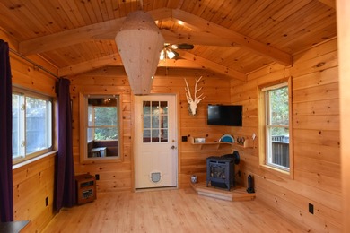 Custom-built tiny home by Adirondack White Pine Cabins in 2011 - photo 6