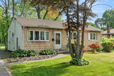 Don't miss this opportunity to own a well-maintained 3-Bedroom - photo 2