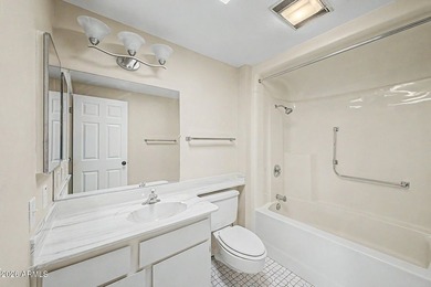 Beautiful 2bd/2bth expanded Woodbury model offering 1,523 square - photo 15