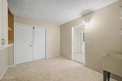 Beautiful 2bd/2bth expanded Woodbury model offering 1,523 square - photo 16