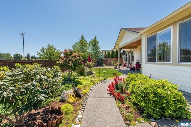Come home to one of Sequim's premier neighborhoods! Located just - photo 38