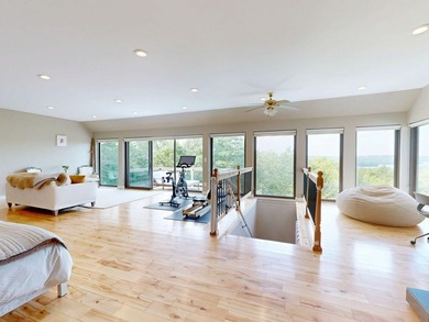 A must see! Perched above Damariscotta Lake, this 4-bedroom - photo 3