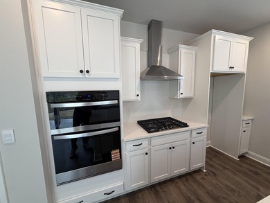 Here is one of the last brand new 3BR 2.5BA homes in the gated - photo 10