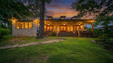 Awesome custom-built waterfront home on beautiful Lake Cypress - photo 9