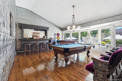 Experience refined living in this stunning and spacious - photo 10