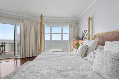 EXPERIENCE ULTIMATE COASTAL LUXURY IN THIS STUNNING BEACHFRONT - photo 21