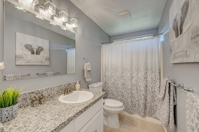 Experience the best of Hawaii living in this inviting 3-bedroom - photo 22