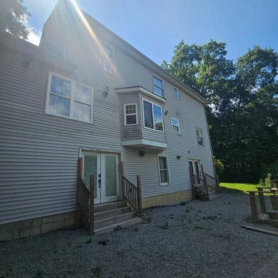 Looking for a spacious 4 bedroom 3.5 bathroom home with a full - photo 6