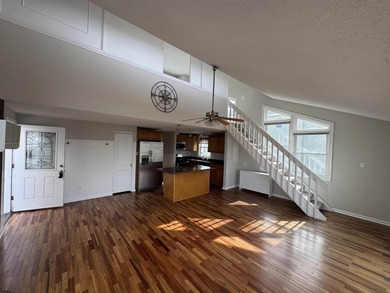 Incredible 2 bed 1 bath condo in central district of Ocean City! - photo 3
