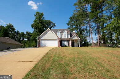 (private lake, pond, coastal) Home Sale Pending in Lagrange Georgia