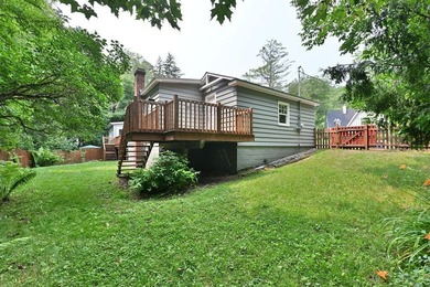Experience the charm of this meticulously maintained and - photo 3