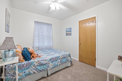 Welcome home to this surprisingly spacious 4 bedroom, 2 bath - photo 18