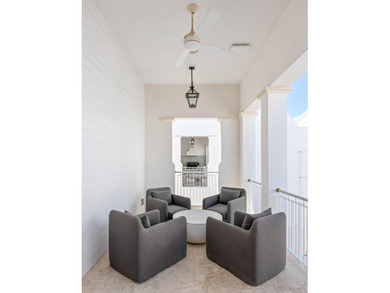 Designed by Khoury Vogt Architects and built by Alys Beach - photo 21