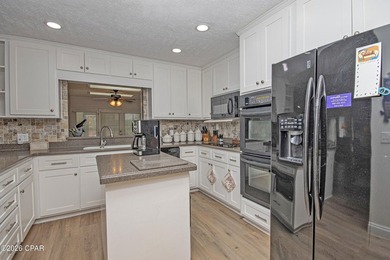 Welcome home to this beautifully updated ranch-style residence - photo 22