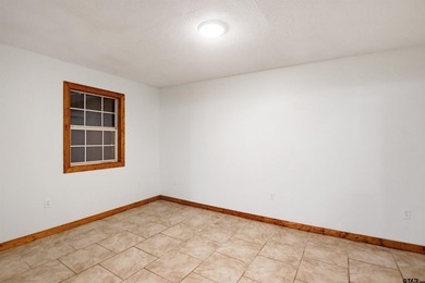 Welcome to this remarkable 3-bedroom, 2-bath home offering - photo 10