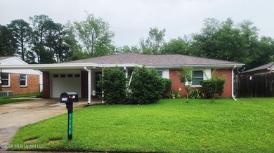Welcome home to this surprisingly spacious 4 bedroom, 2 bath - photo 39