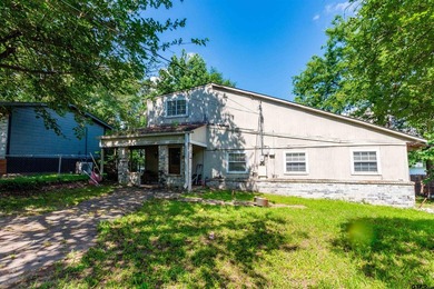 Welcome to this waterfront opportunity on Lake Holbrook - photo 1