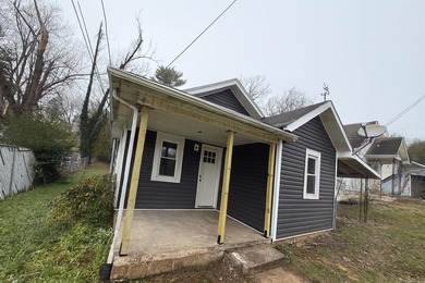 Lake Home For Sale in Somerset, Kentucky