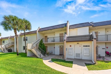 Beautifully renovated 2nd-floor corner unit in the highly - photo 4