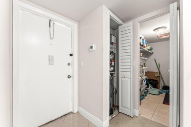 Beautifully renovated 2nd-floor corner unit in the highly - photo 7