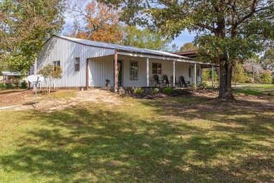 Total package deal here - This property features 2 TWO living - photo 2