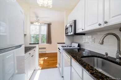 Adorable and Affordable Spacious Studio with Sleeping Alcove - photo 11