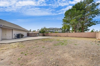 BEAUTIFUL SINGLE-STORY HOME LOCATED IN THE PRESTIGIOUS GATED