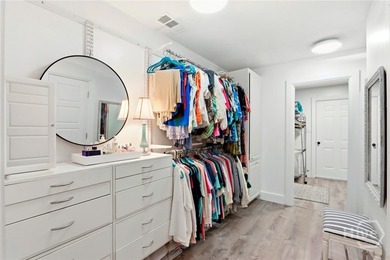 Wake up in your own slice of heaven every day at 1929 Walthour - photo 34