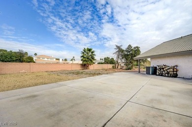 BEAUTIFUL SINGLE-STORY HOME LOCATED IN THE PRESTIGIOUS GATED