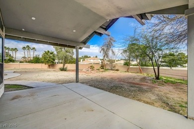 BEAUTIFUL SINGLE-STORY HOME LOCATED IN THE PRESTIGIOUS GATED