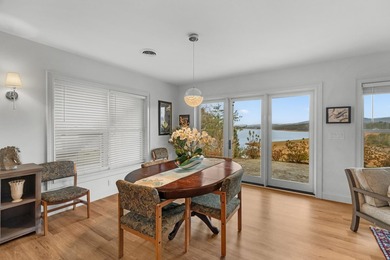 Luxury Lakefront Living. Experience refined lakefront living on - photo 39